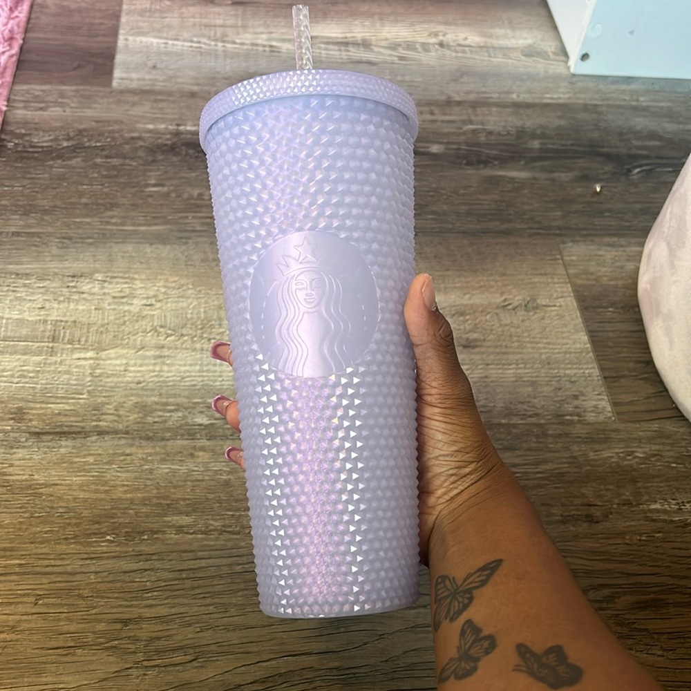 Light purple Starbucks cup 💜